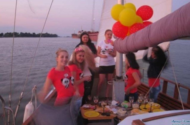 Прокат яхты с выходом в Таганрогский залив