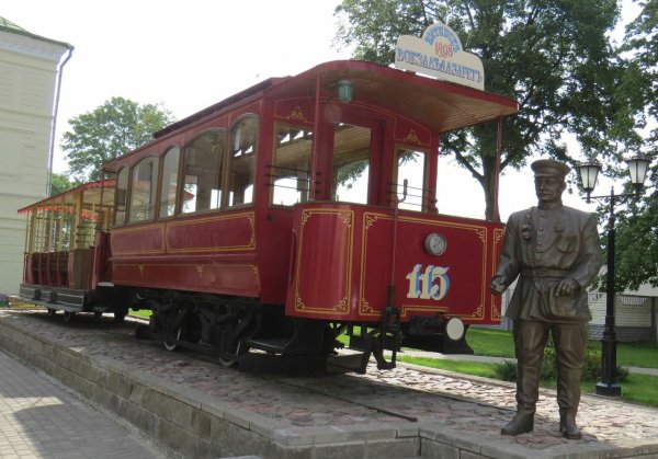 Первому витебскому трамваю,Памятник, скульптура,Витебск