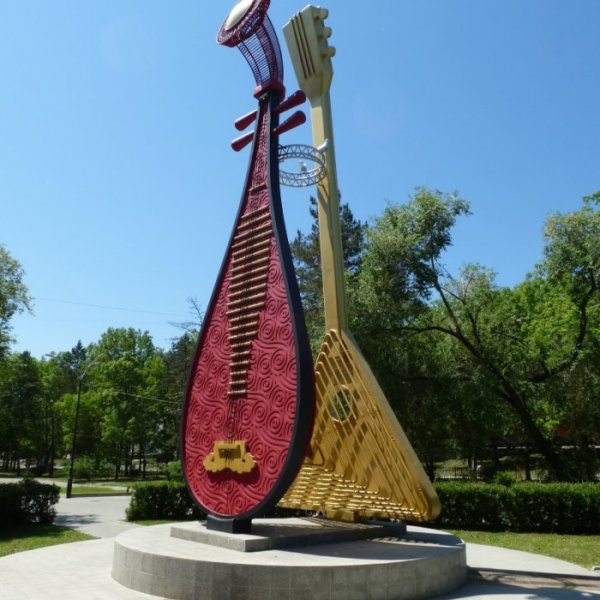 Пипа и Балалайка,памятник,Хабаровск