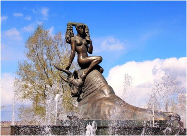 логотип компании Фонтан скульптура "Похищение Европы" в Красноярске