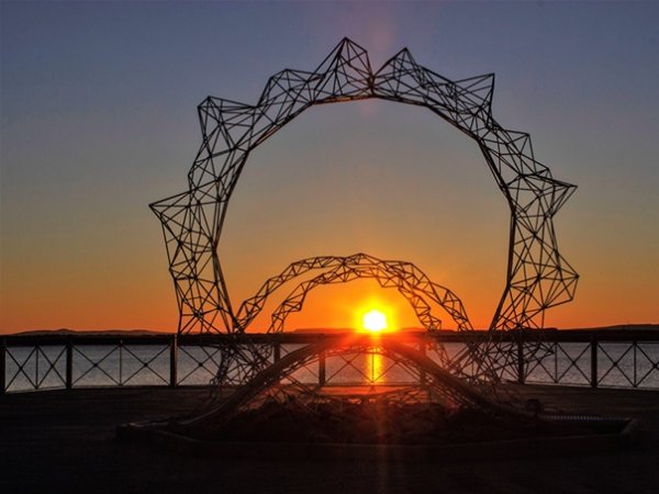 Арт-объект Солнцекруг,Жанровая скульптура,Мончегорск