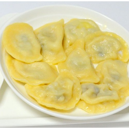 вареники с вишней фото красивое. пельмени с мясом. вареники домашние. пельмени вареники. вареники з вишнями.