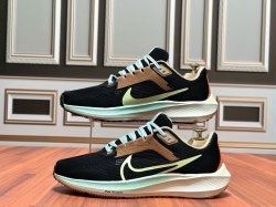 Кроссовки мужских  Nike Air Zoom