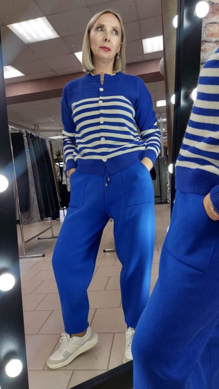 Костюм женский