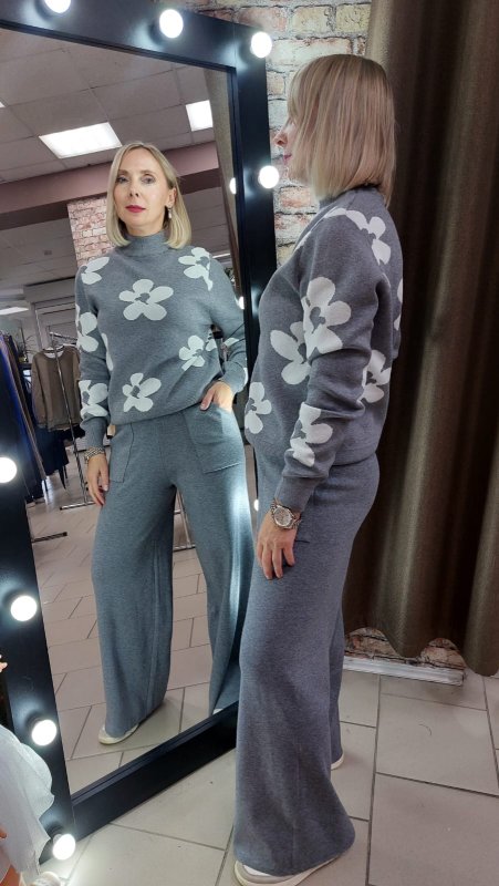 Пуловер женский