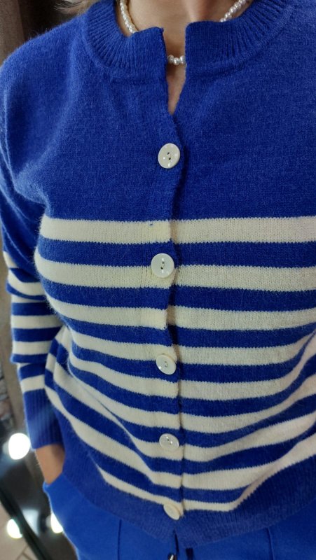 Пуловер женский