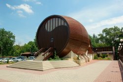 ОБЗОРНАЯ ЭКСКУРСИЯ ПО Г.НАЛЬЧИКУ + ШАТО ЭРКЕН