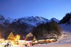 ЭЛЬБРУС (ТРИ ПОЛЯНЫ)