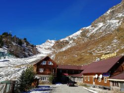 ЭЛЬБРУС (ТРИ ПОЛЯНЫ)