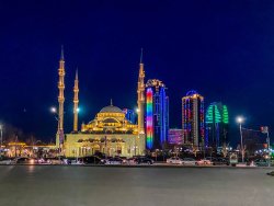 ВЕЧЕРНИЙ ГРОЗНЫЙ