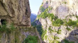 ВЕРХНЯЯ БАЛКАРИЯ + ГОЛУБОЕ ОЗЕРО + ЧЕРЕКСКАЯ ТЕСНИНА