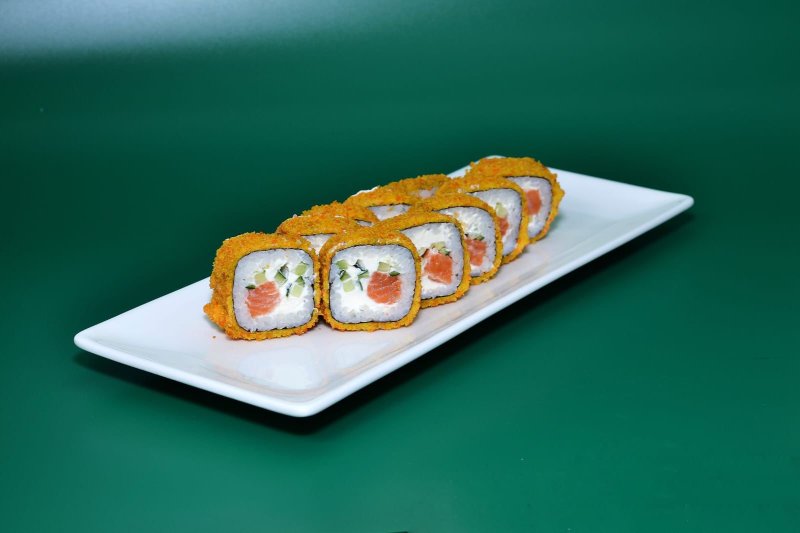 Жаренный с лососем