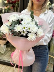 Авторский букет "Нежный водопад"