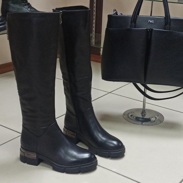 Сапоги женские зимние