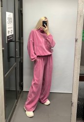 Костюмы в ткани велюр