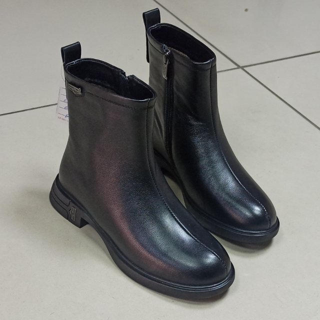 Ботинки женские демисезонные