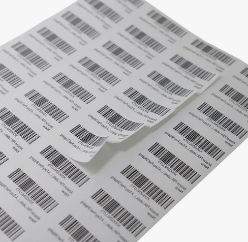 Бумажная самоклейка с плоттерной резкой (этикетка наклейка)