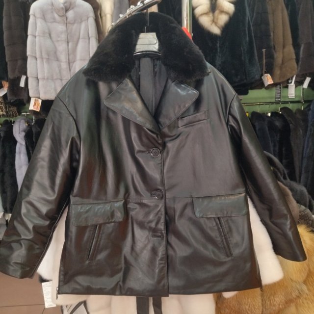 Куртка женская 