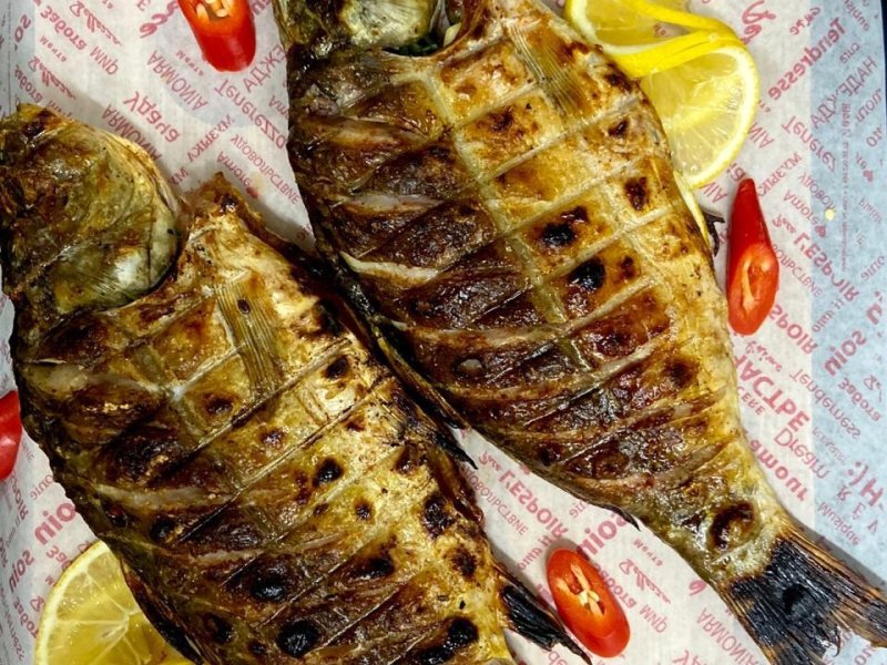 Карп на мангале