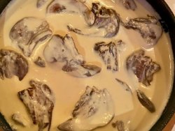 Язычки бараньи в сливочном соусе
