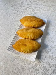 Пирожки с картошкой и чабрецом гедгин  3шт