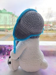 Игрушка Сувенир Белый медведь в шапке-ушанке ручная работа