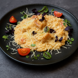 Ризотто с креветками и помидорами