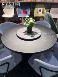 Столы и стулья