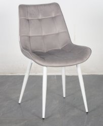 Столы и стулья