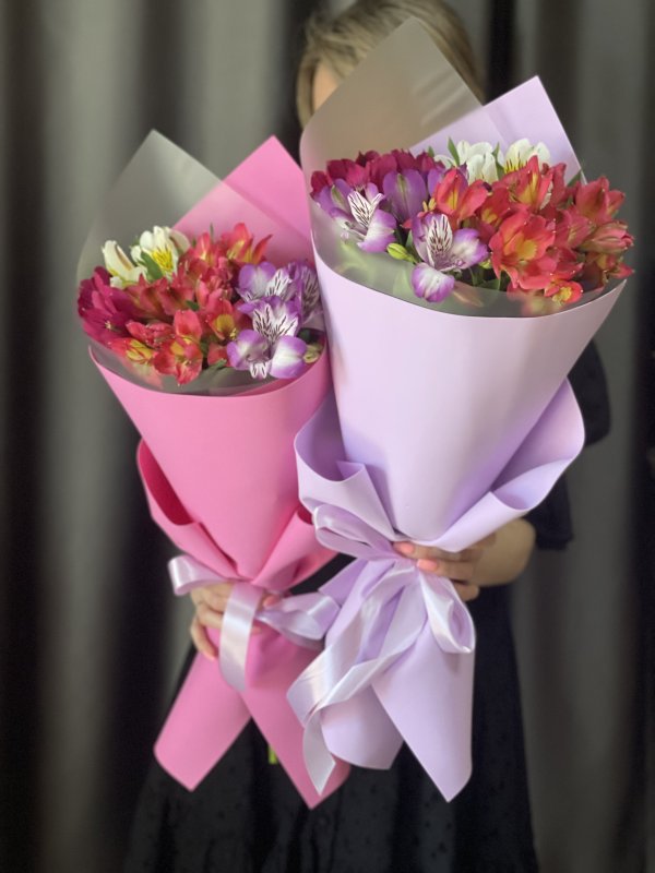 Букет Альстромерии 3