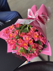 Букет Альстромерии 4