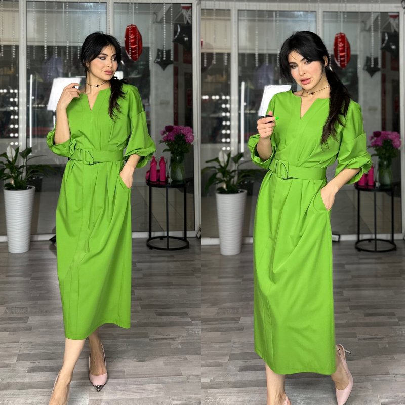 Платье с защипами