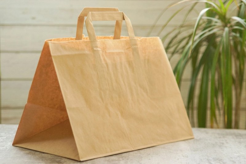 Пакет с плоскими ручками 320х200х260мм КРАФТ 1/500