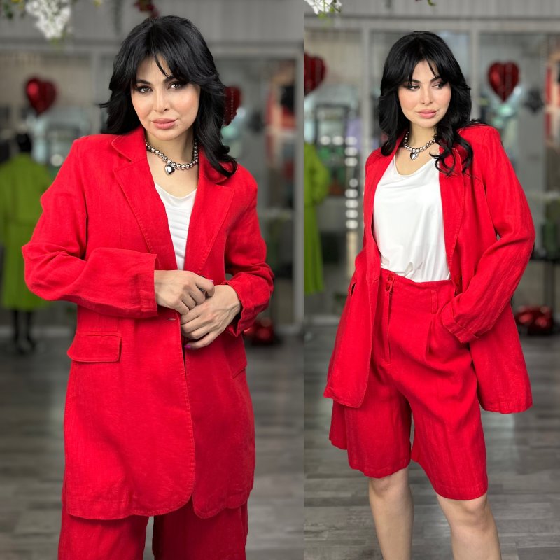 Костюм с шортами