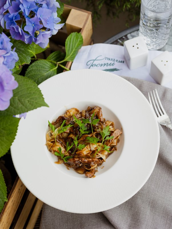 Фетучини с телятиной