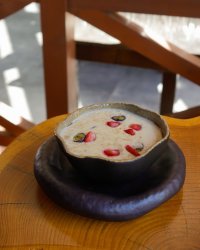 Овсяная каша с ягодами