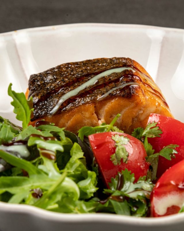 Семга на гриле с лаймовой заправкой