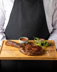 Стейк «Томагавк»