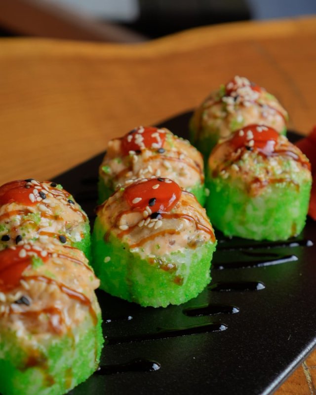 Горячий угорь