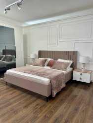 Интерьерные кровати