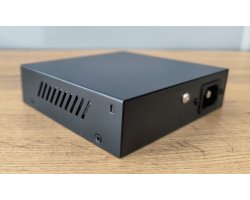 Коммутатор POE SMR-H-4-1U
