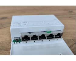 Удлинитель и разветвитель во влагозащитном корпусе POE SMR-POE-EXT14-250-WP