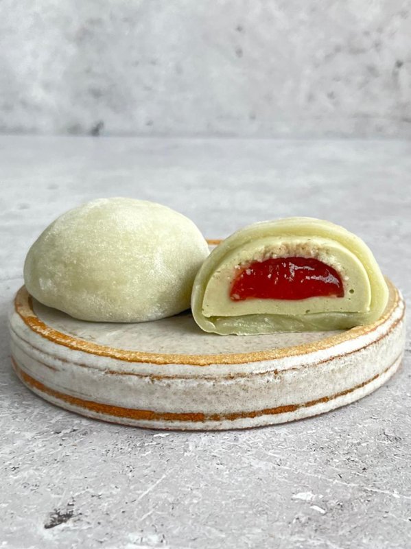 Моти «клубника-матча»