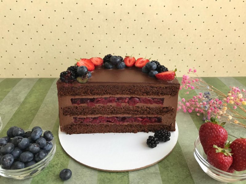Торт «Шоколад - вишня»