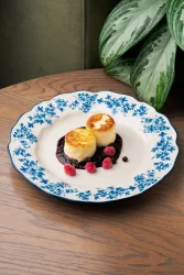 Сырники с ягодным кремом