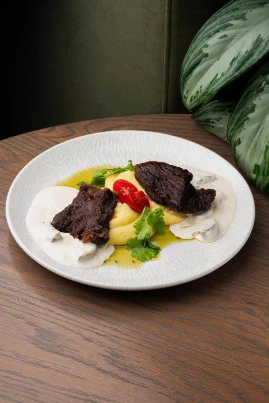 Медальоны из телятины