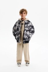 Бомбер с принтом в стиле tie-dye. Модель унисекс.