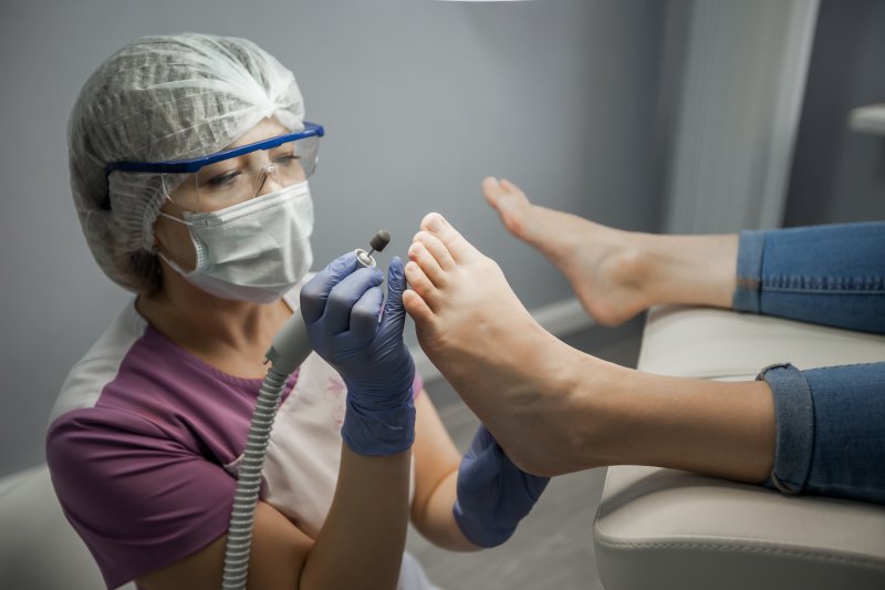 Обработка ногтевых пластин