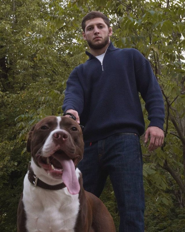 джемпер на молнии