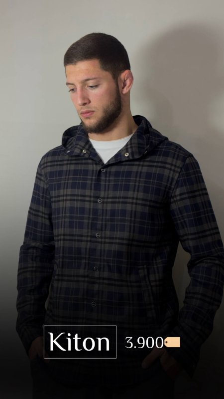 Kiton с капюшоном